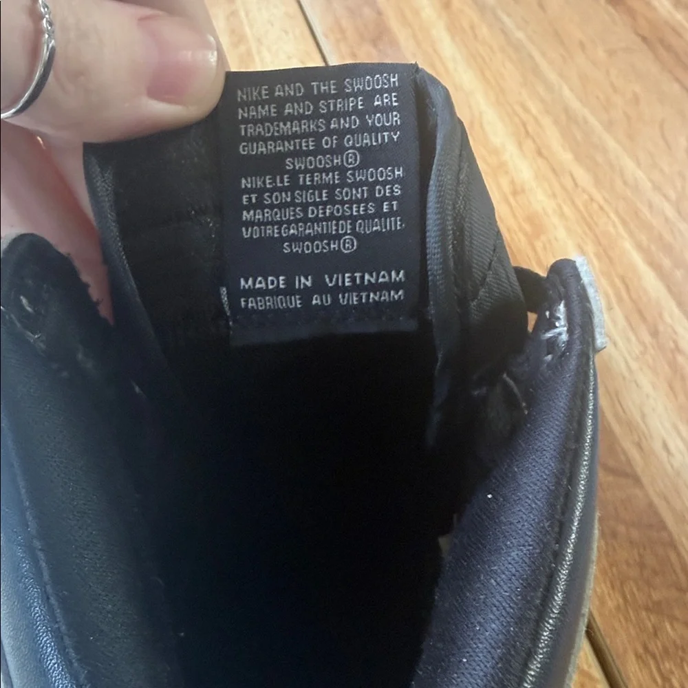 Air Force 1‎ ‘07